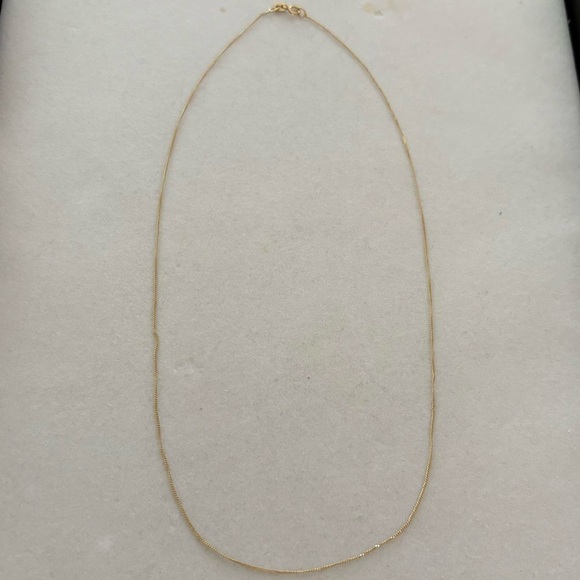 Jewelry - Vintage 10k Solid Gold Yellow Gold 17.25” Dainty Chain Necklace